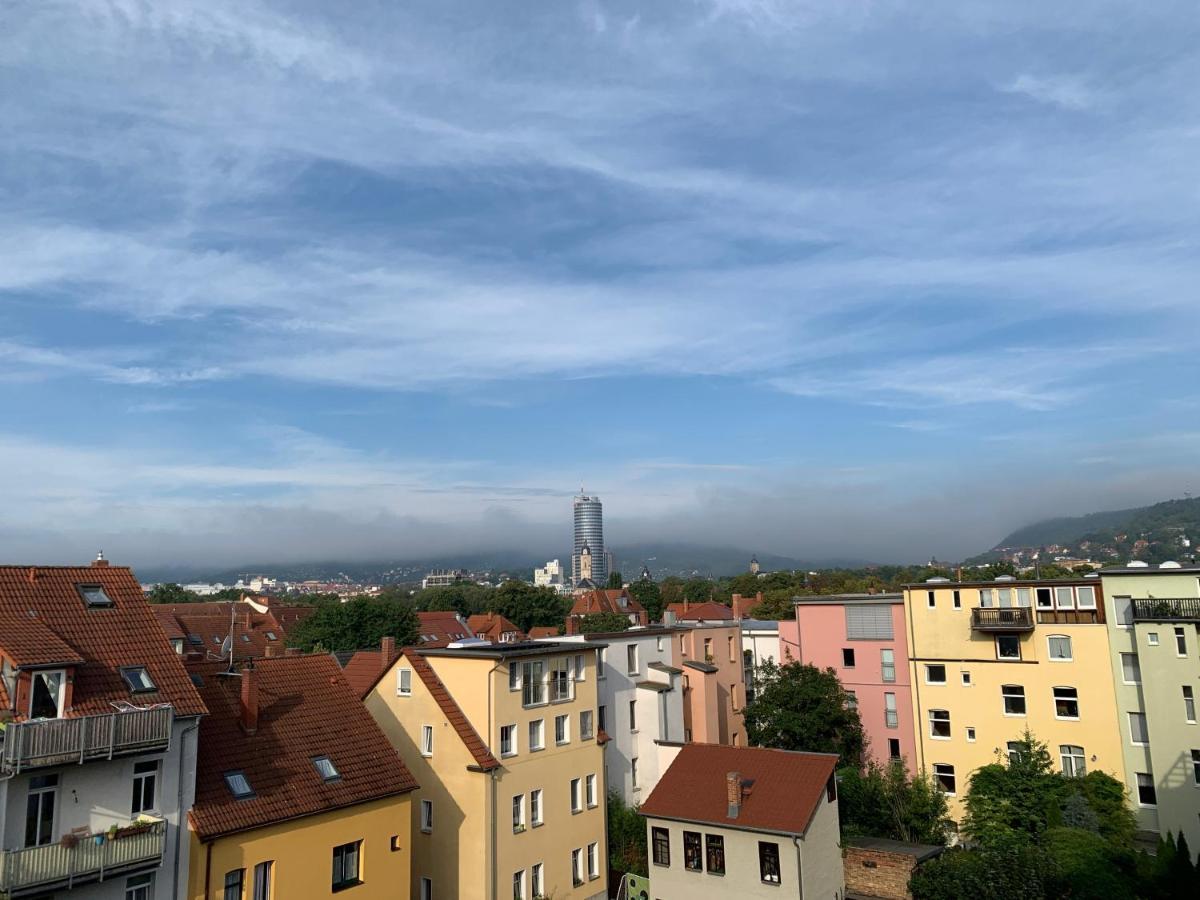 Apartment Skyline of Jena, luxuriös, einzigartig, free Wifi, Parkplatz, klimatisiert, zentral Exterior foto