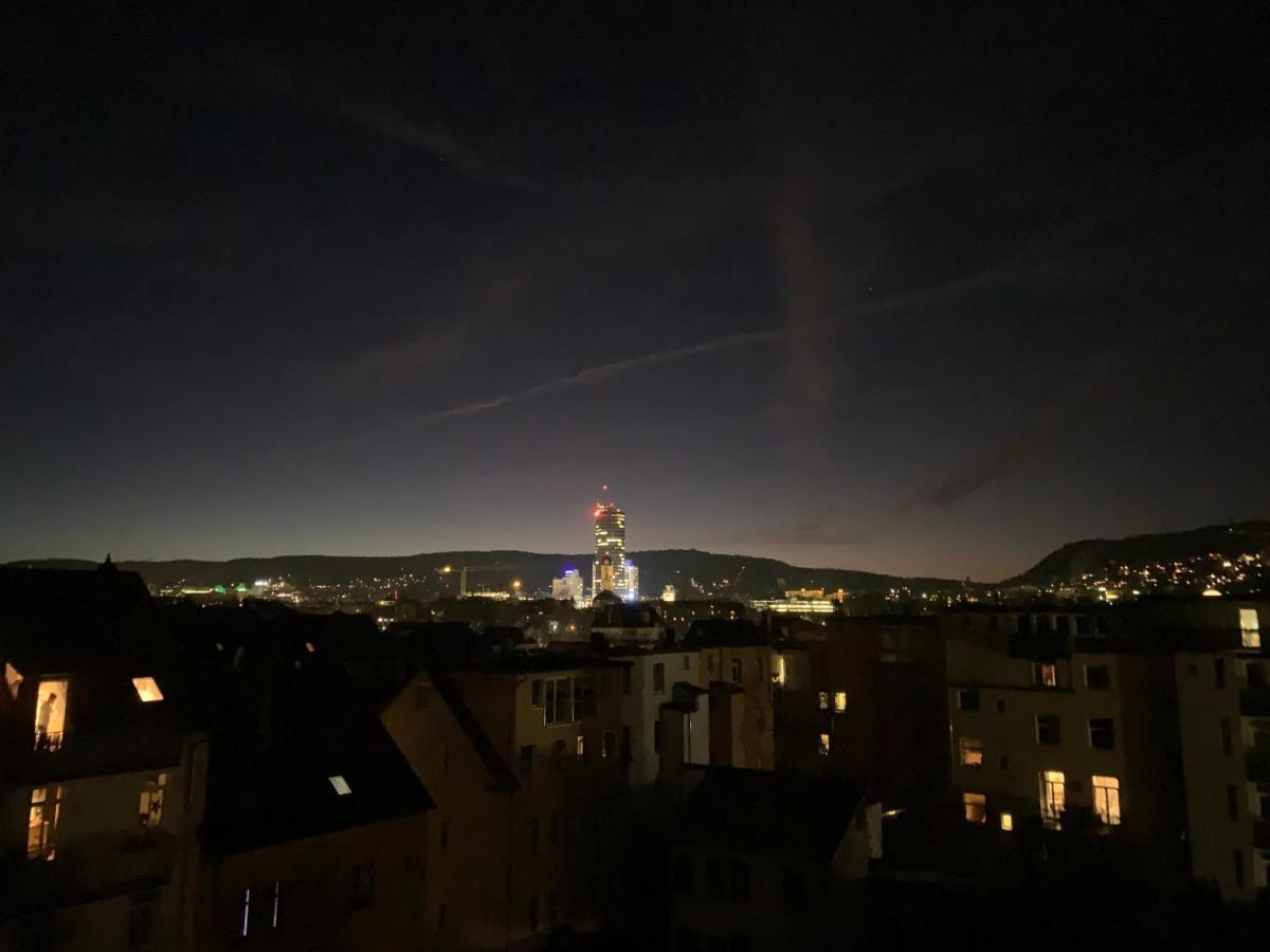 Apartment Skyline of Jena, luxuriös, einzigartig, free Wifi, Parkplatz, klimatisiert, zentral Exterior foto