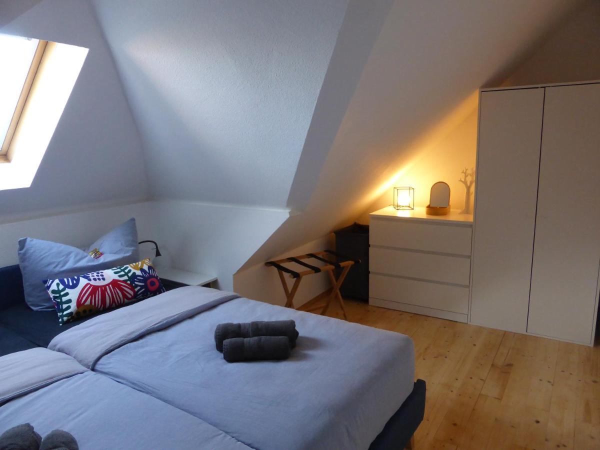 Apartment Skyline of Jena, luxuriös, einzigartig, free Wifi, Parkplatz, klimatisiert, zentral Exterior foto